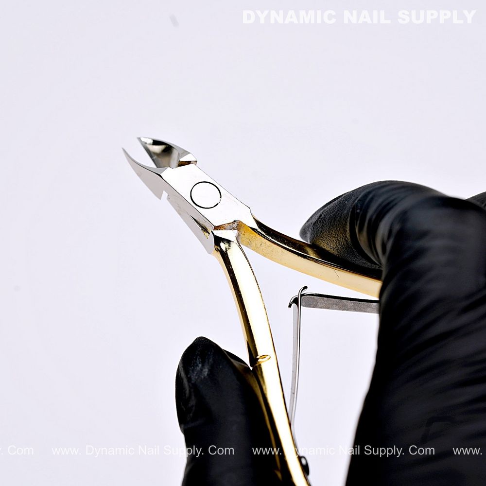 ergonomic carbon steel cuticle nippers - 3
