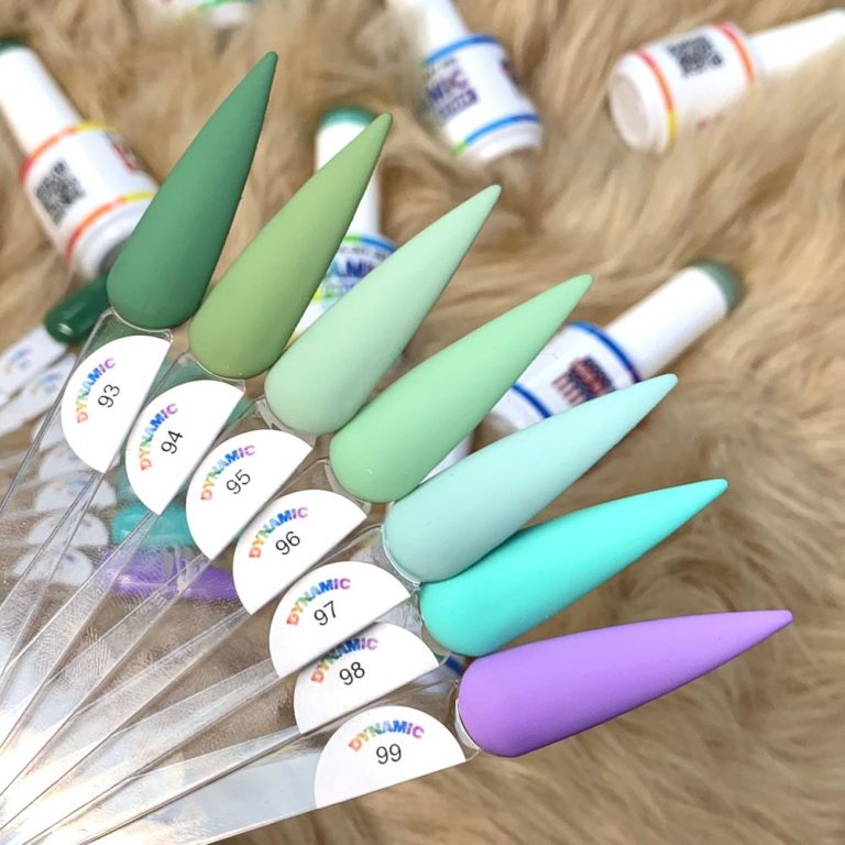 Streamline Salon Services with Dynamic Gel Polish Set